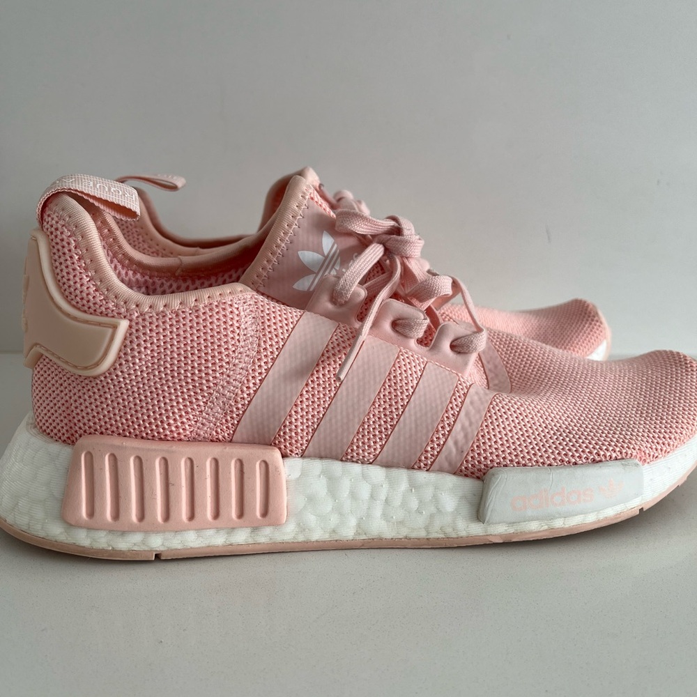 adidas NMD R1 Women's Sneakers Pink